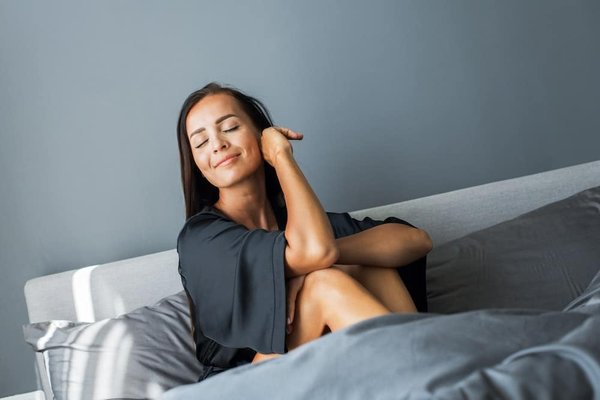 Techniques pour harmoniser des ceintures larges avec des tenues ajustées